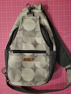 Unisex Gray Geo Sling Backpack